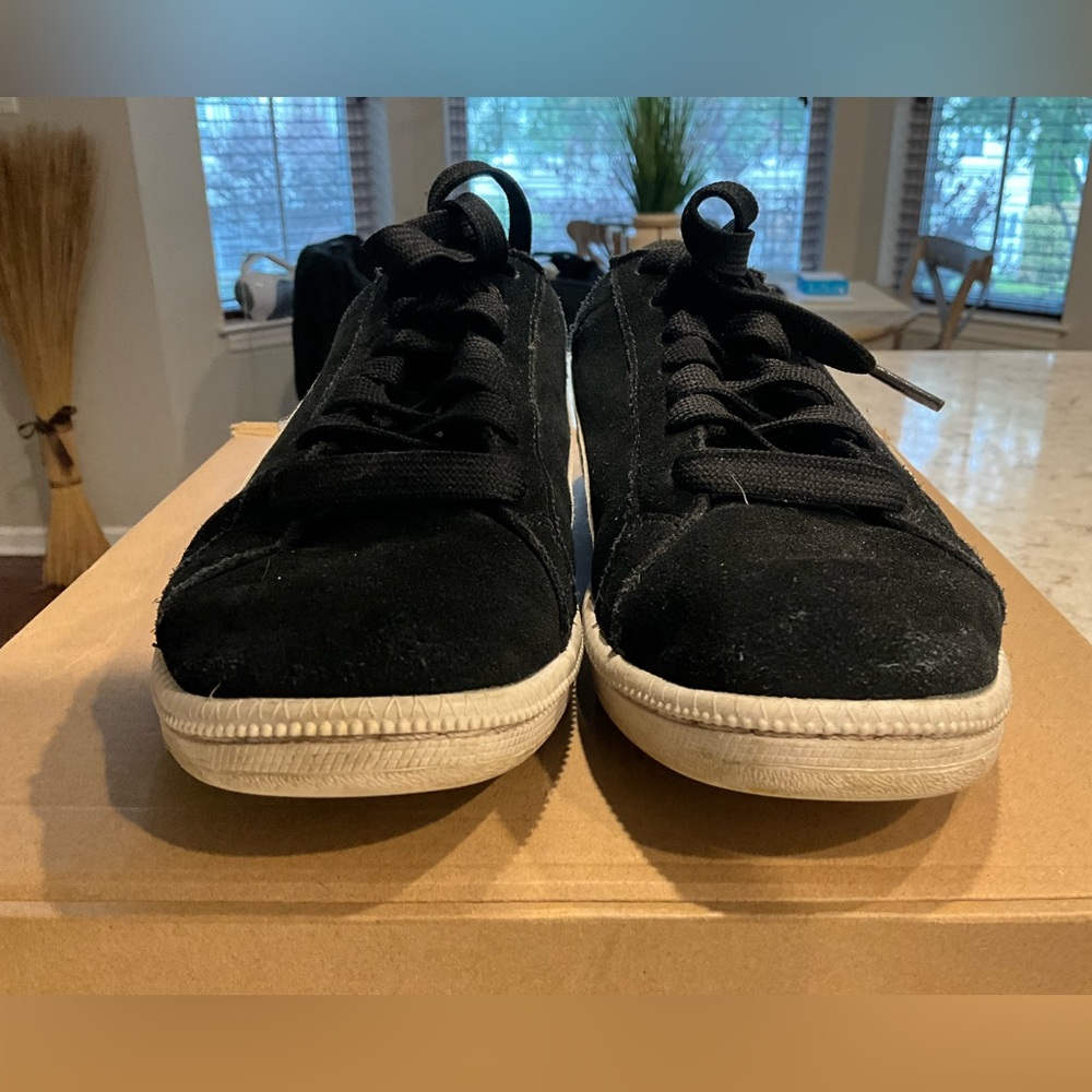 Kids Puma Black suede sneakers